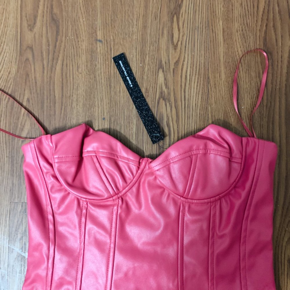 Dollskill faux leather body-con dress in pink - Picture 4 of 5